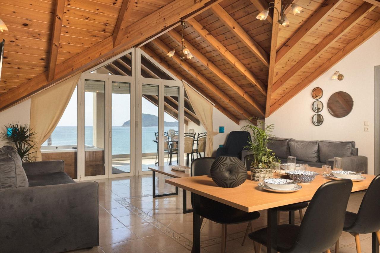 Lithakia  George Beachfront Apartments מראה חיצוני תמונה