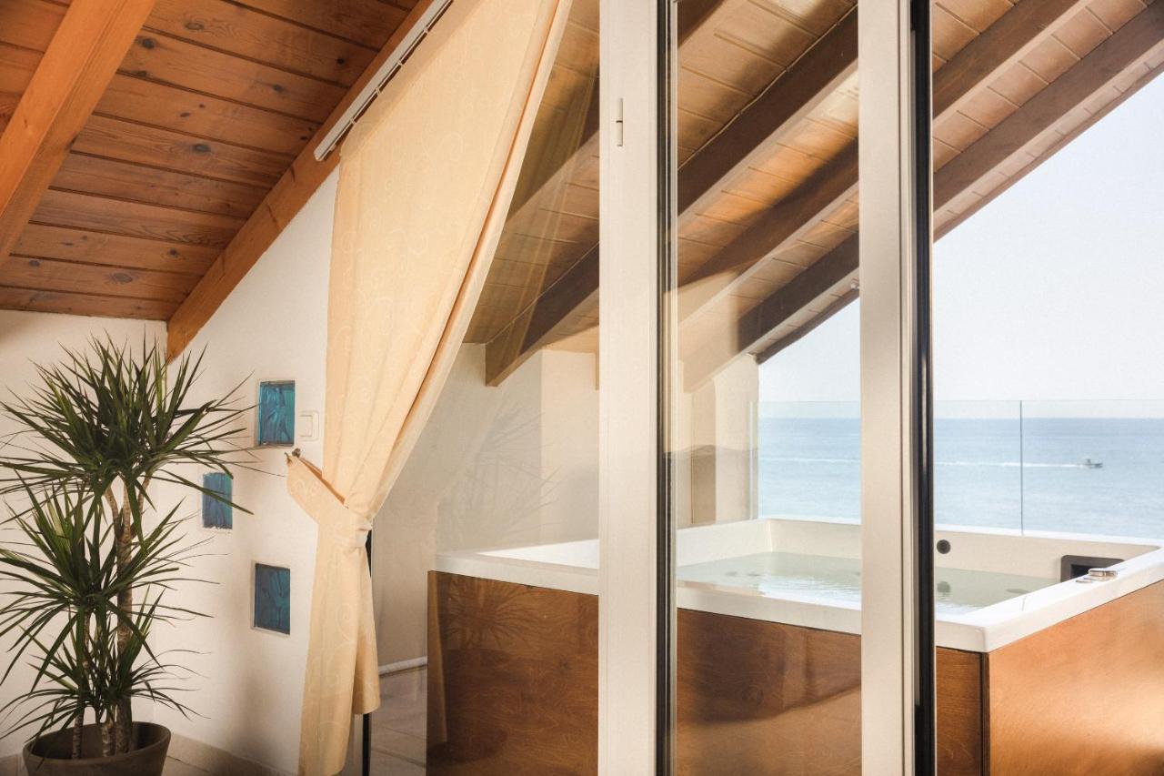 Lithakia  George Beachfront Apartments מראה חיצוני תמונה